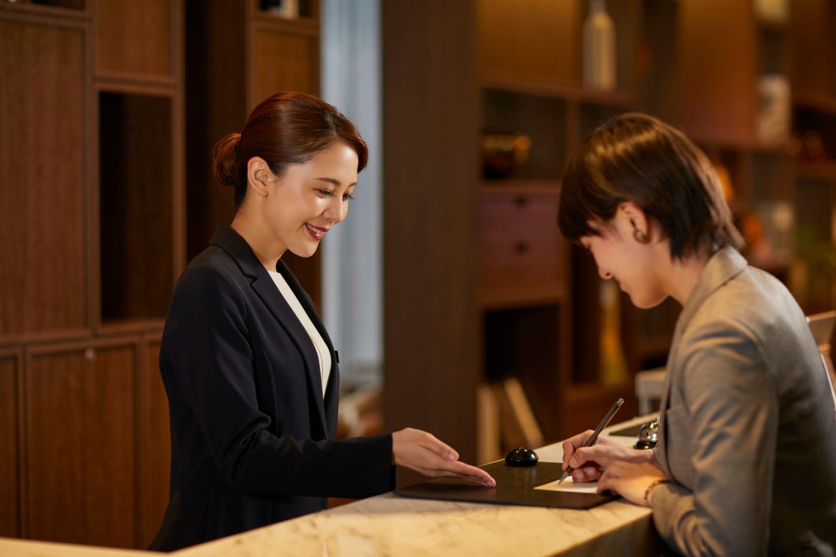 Knect for Hotels: Convert Inquiries to Bookings
